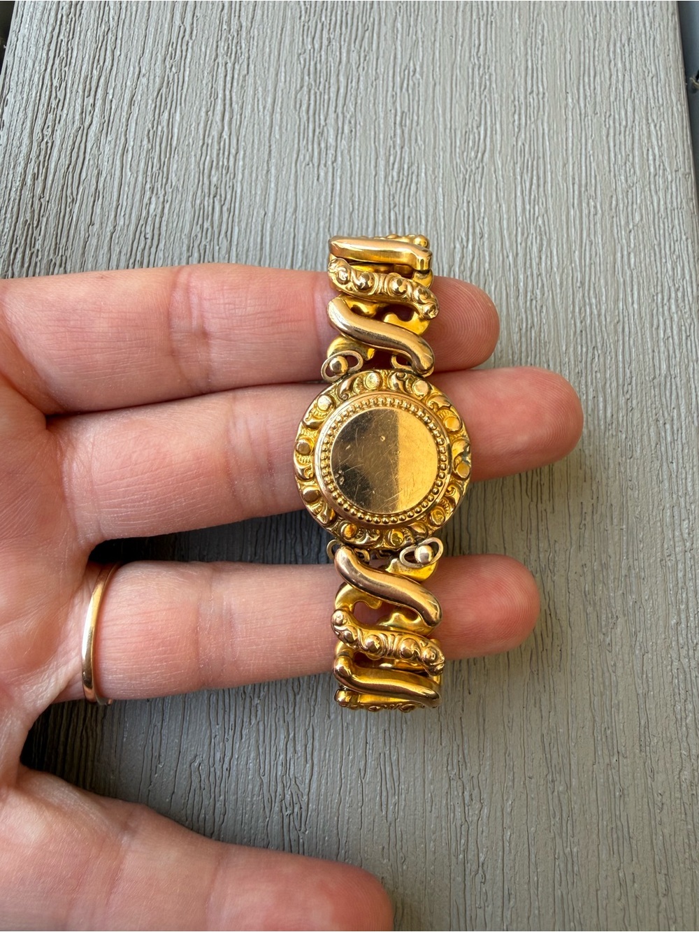 Antique Carmen D.F.B. Co Sweetheart Expansion Locket Bracelet